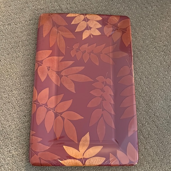 16 Autumn Branches Large Rectangle Plastic Coated Plates Thanksgiving - Picture 2 of 3